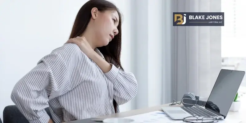 Back and Neck Pain After a Metairie Car Accident: Symptoms That Can Show Up Days Later